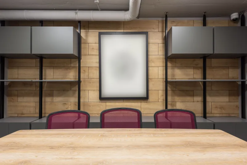 Why the Middle Months Decide Everything: The Quiet Death of Consulting Value